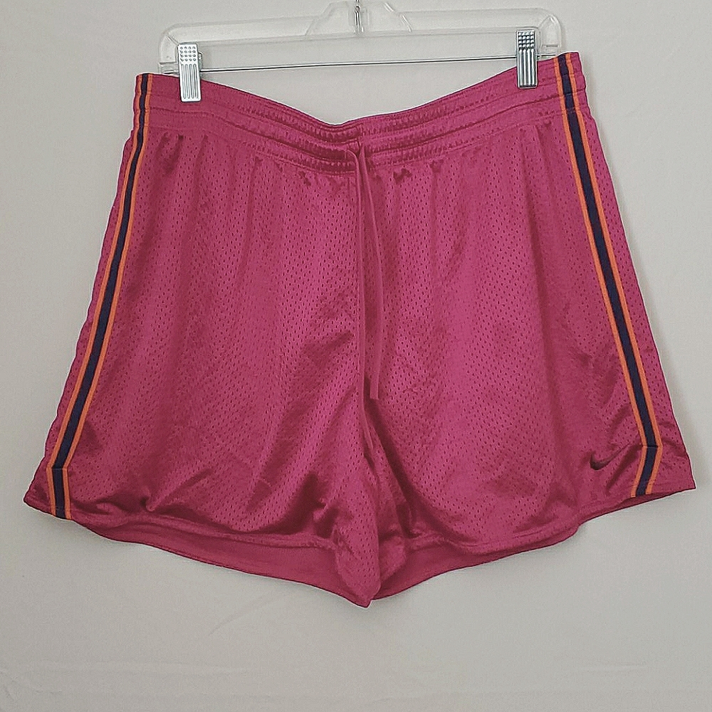 Nike's women Dri-fit Mesh Active Shorts